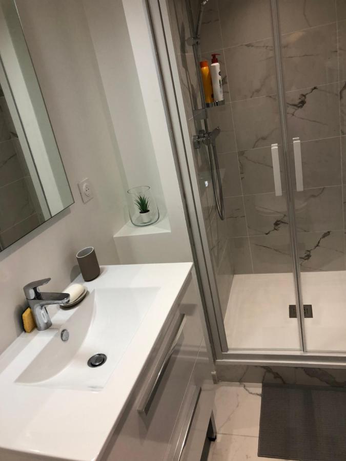 L Ancien Canut Cosy Лион Экстерьер фото